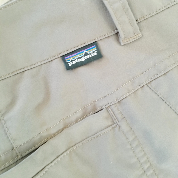 Patagonia Women's Inter Continental Khaki Hiking Shorts Activewear Athleisure - Picture 10 of 10